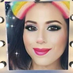 Meet your Posher, Vicki